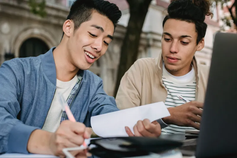 The 2+2 College Blueprint: How Families Are Cutting Six-Figure Tuition Bills in Half